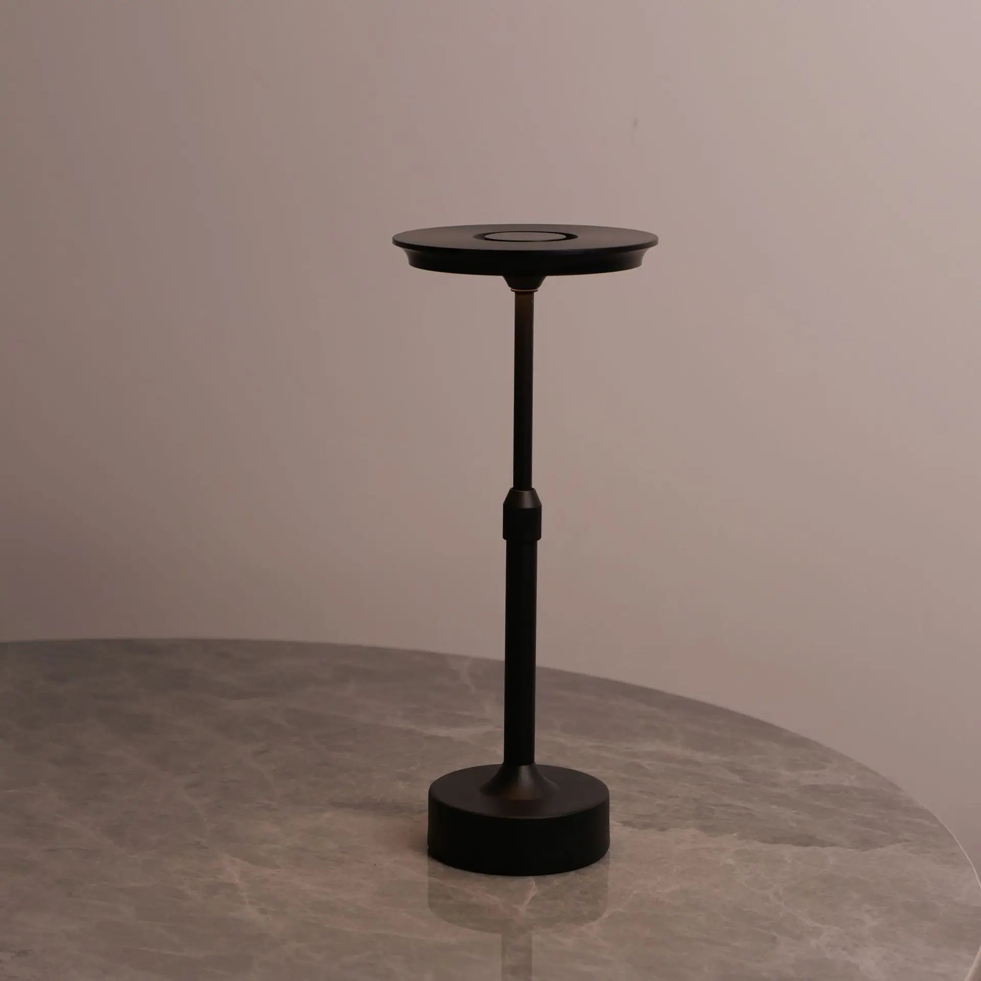 Telescopic Touch Table Lamp